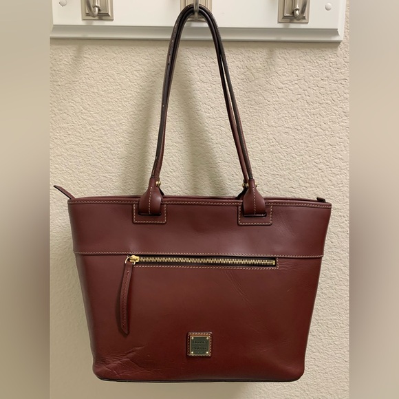 Dooney & Bourke Burgundy-Brown Smooth Leather Tote Bag - Picture 1 of 13